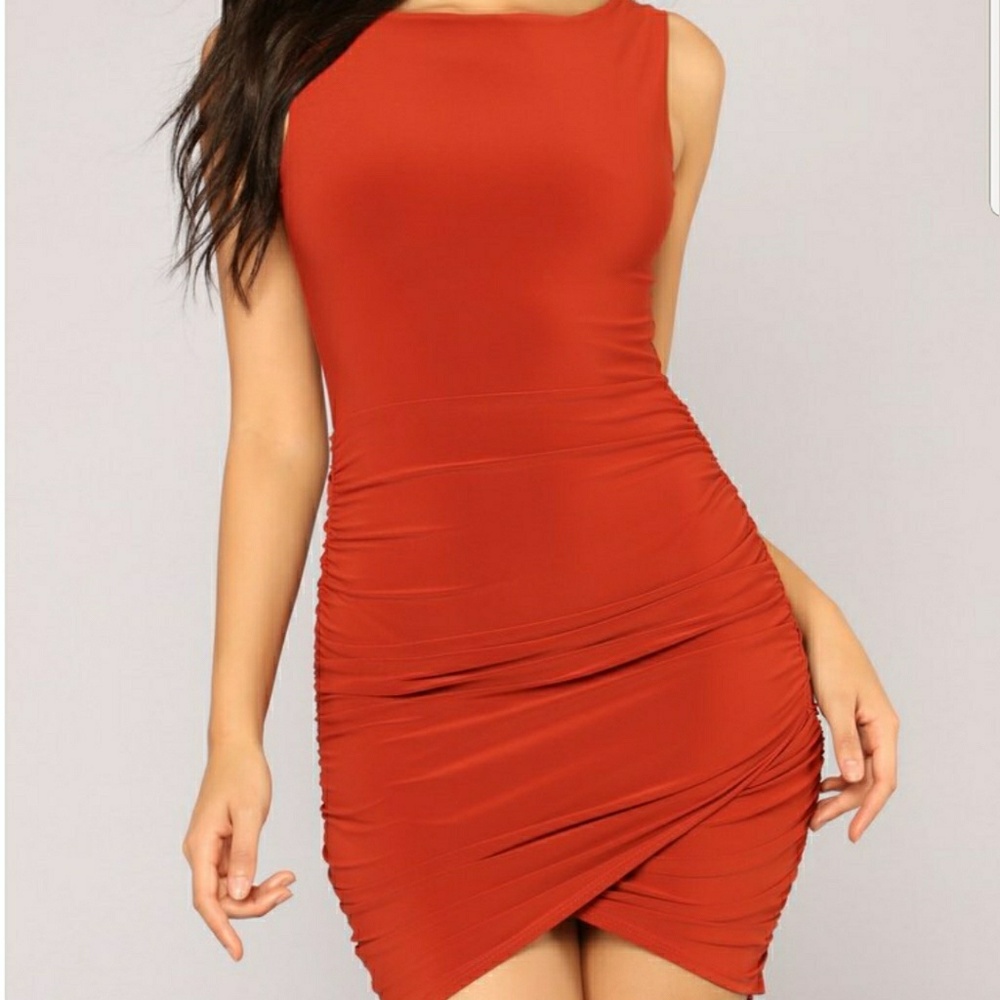 Fashion Nova Rust dress NWOT 🧡